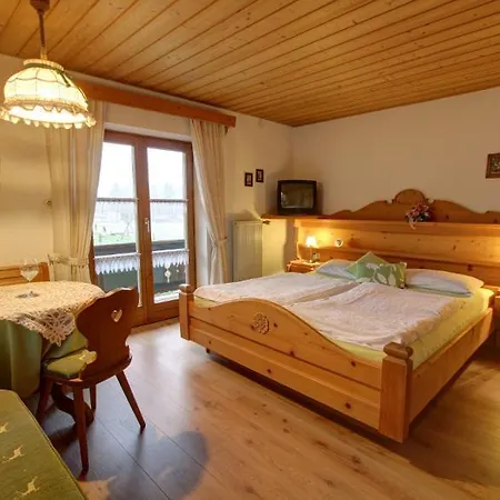 Gaestehaus Restner - Chiemgau Karte Appartement