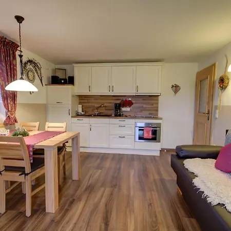 Gaestehaus Restner - Chiemgau Karte Appartement Inzell