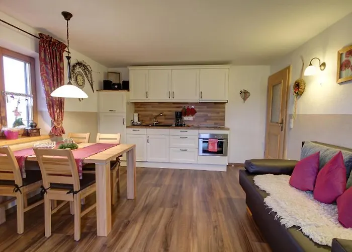 Gaestehaus Restner - Chiemgau Karte Appartamento Inzell